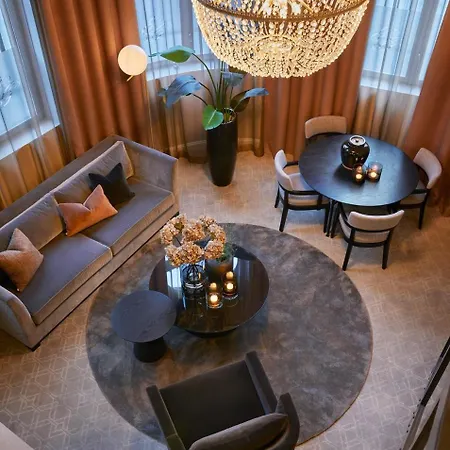 Opus 16 Otel