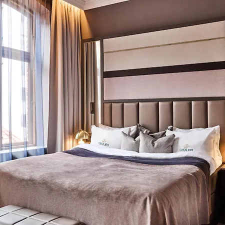 Opus 16 Otel